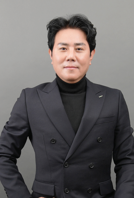 Nam Seung Cho photo
