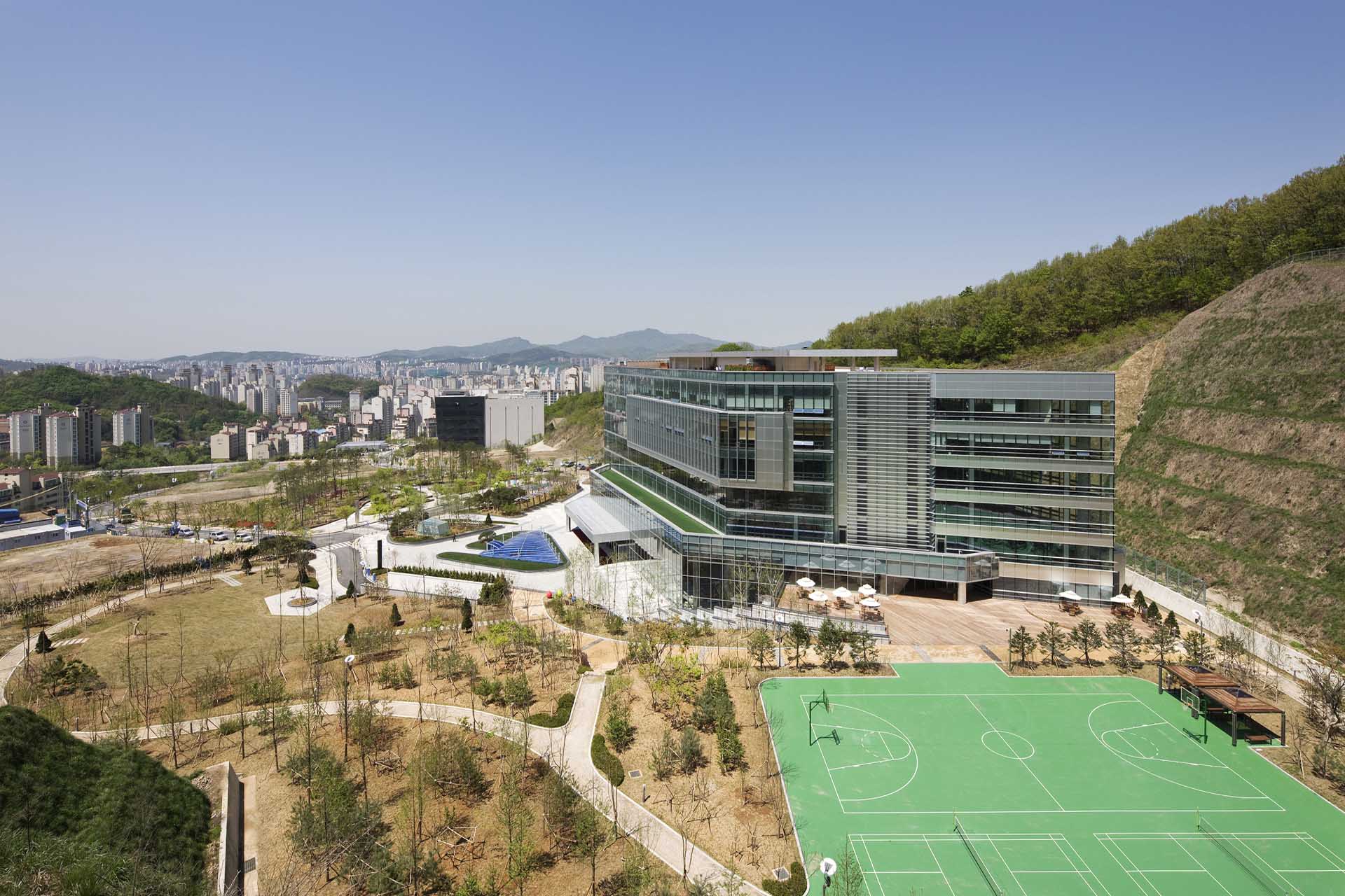 DAOU Tech Headquarters - All - PROJECTS - HEERIM | 희림건축